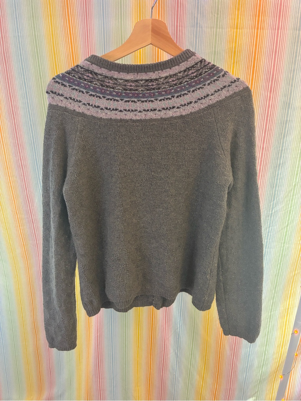 Mercer & Madison grey Angora knit cardigan w/ lavender trim, size L - Picture 6 of 8